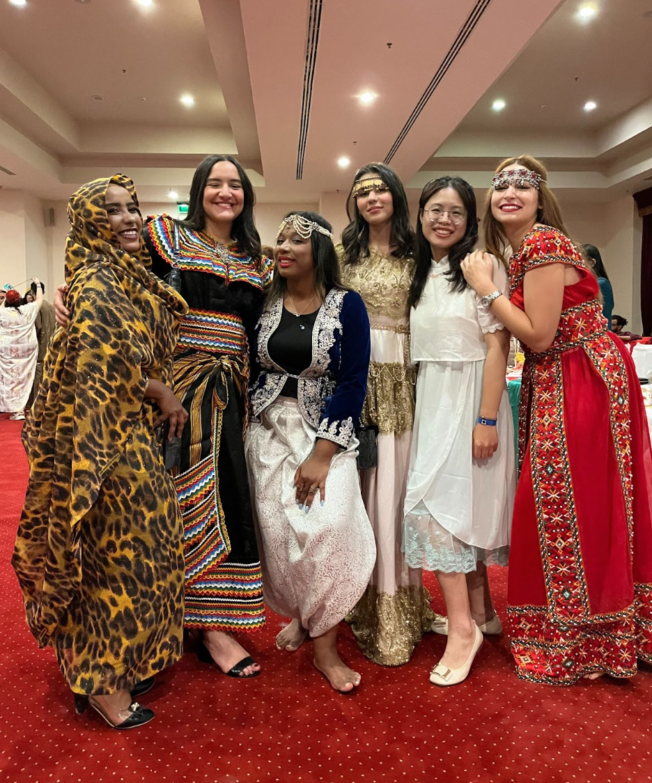 一同前往埃及，參與世界藥學生年會！