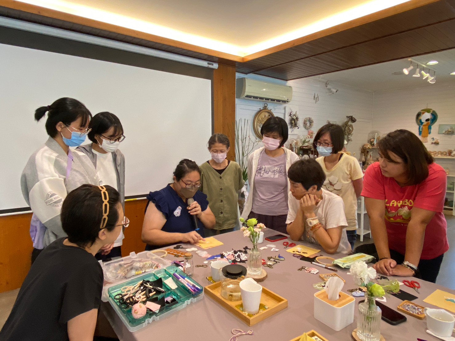 113/01/17以繡會友，歡迎光臨刺繡故事屋！