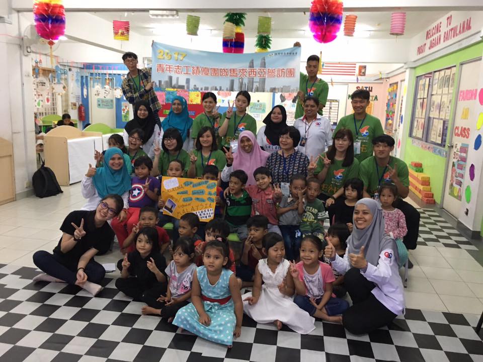 2017101107青年故事:106年青年志工績優團隊參訪馬來西亞慈善機構