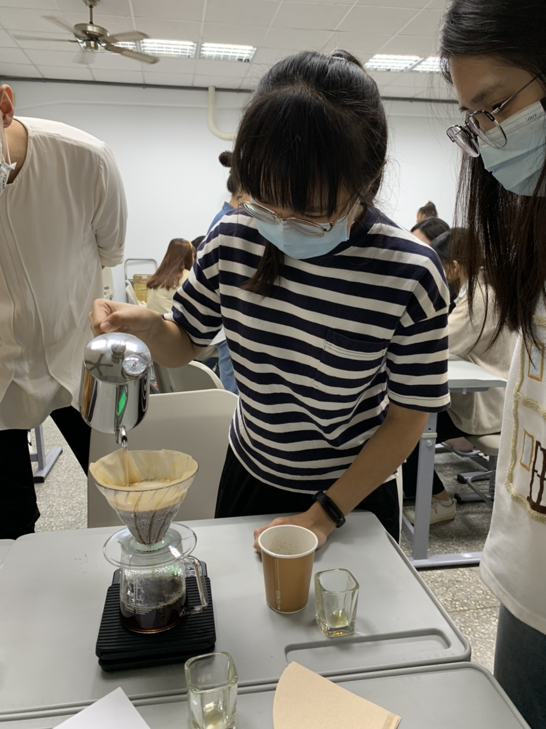 「職人講堂」系列工作坊,融入不同面向的職涯議題,引導學生對於職涯發展的探索。(109-110年活動紀實)