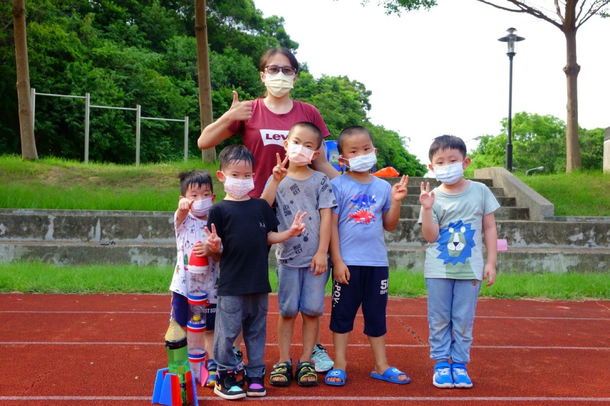 111/04/13跟著森魯安，從積木帶出創造力！