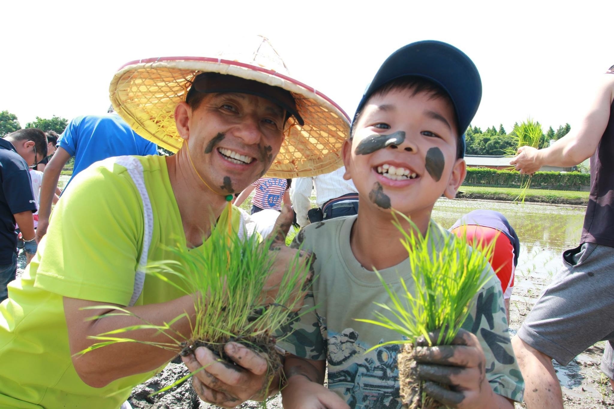 111/06/15老榕樹與神農廟，還有一群擁抱夢想的青年。