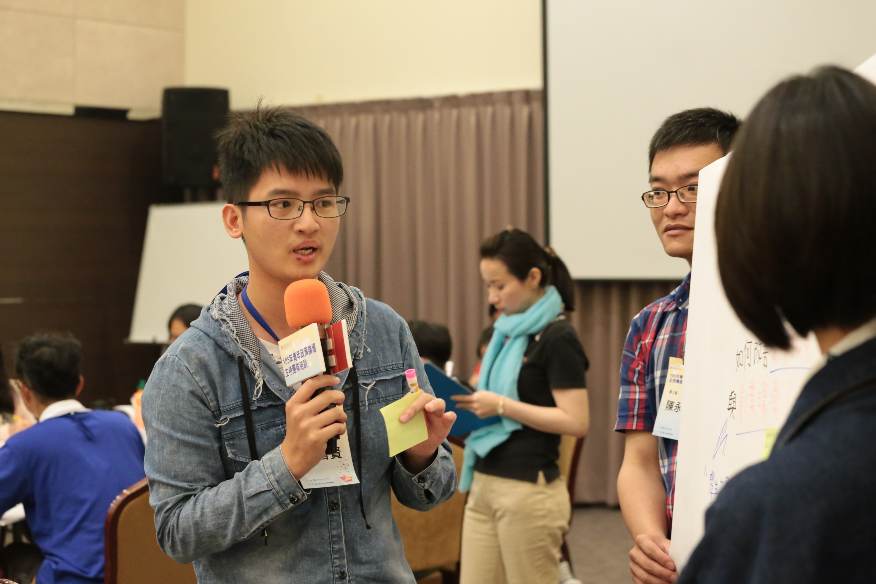 林晉賢上台練習的過程