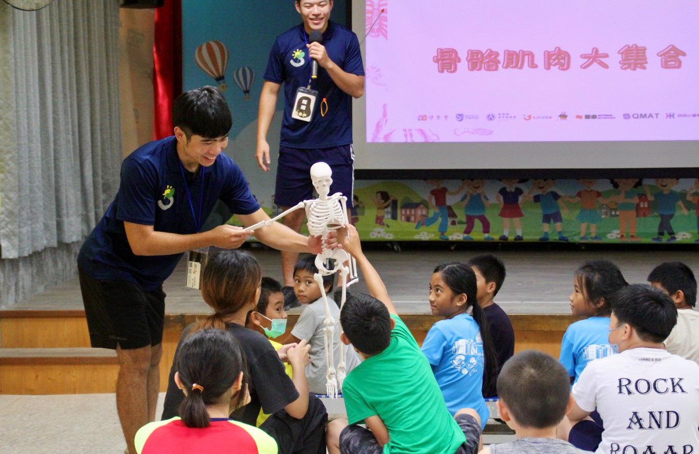 113/10/30以運動知識點亮每個角落,SB運動團隊。