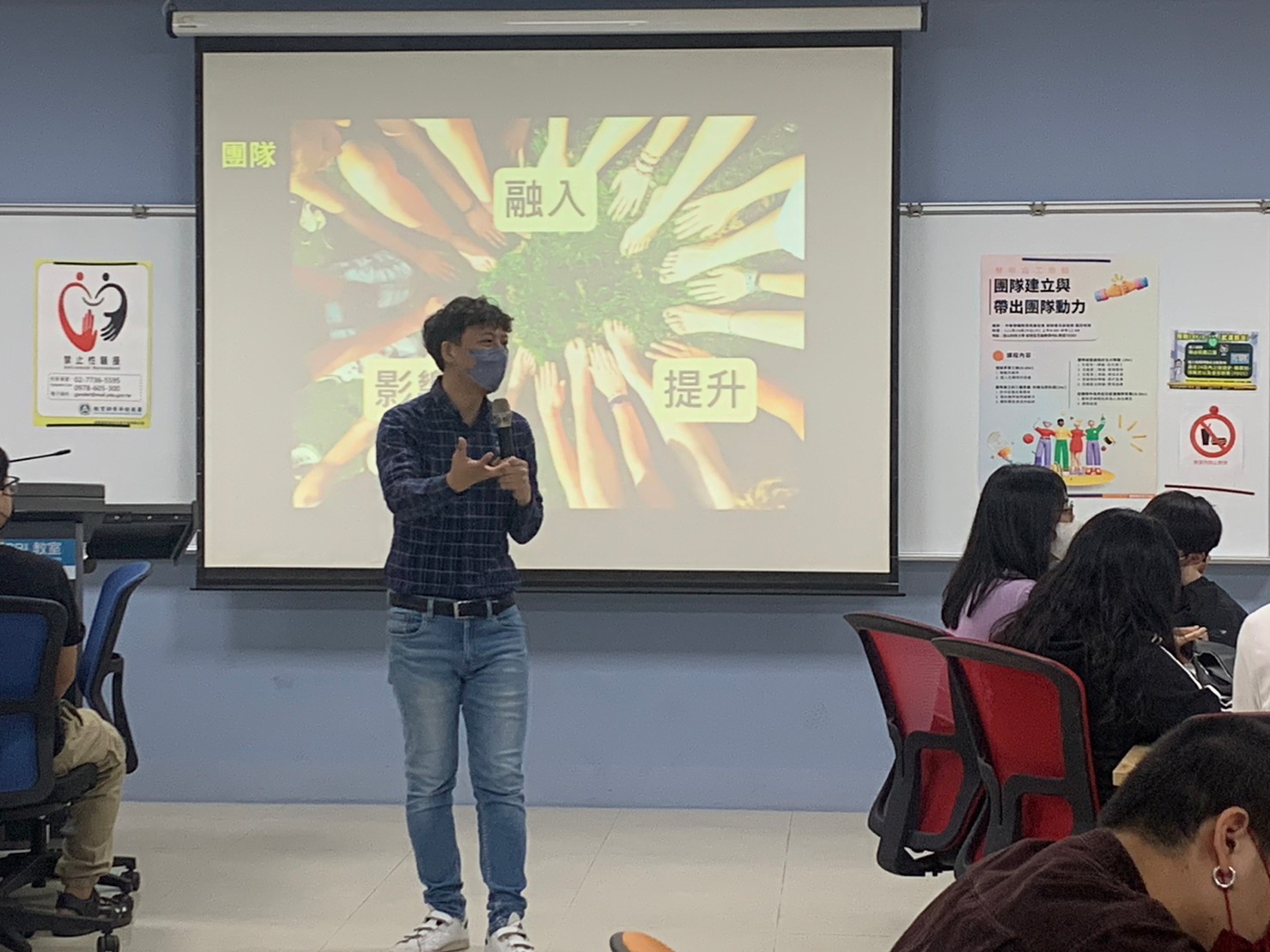 111/11/30媒合青年投入志願服務,台南青年志工中心專訪