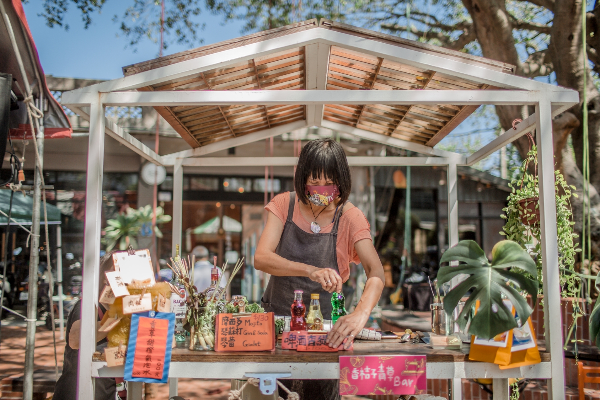 111/06/15老榕樹與神農廟，還有一群擁抱夢想的青年。