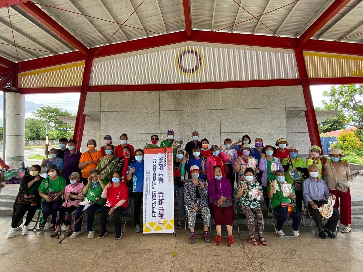 111/04/13跟著森魯安，從積木帶出創造力！