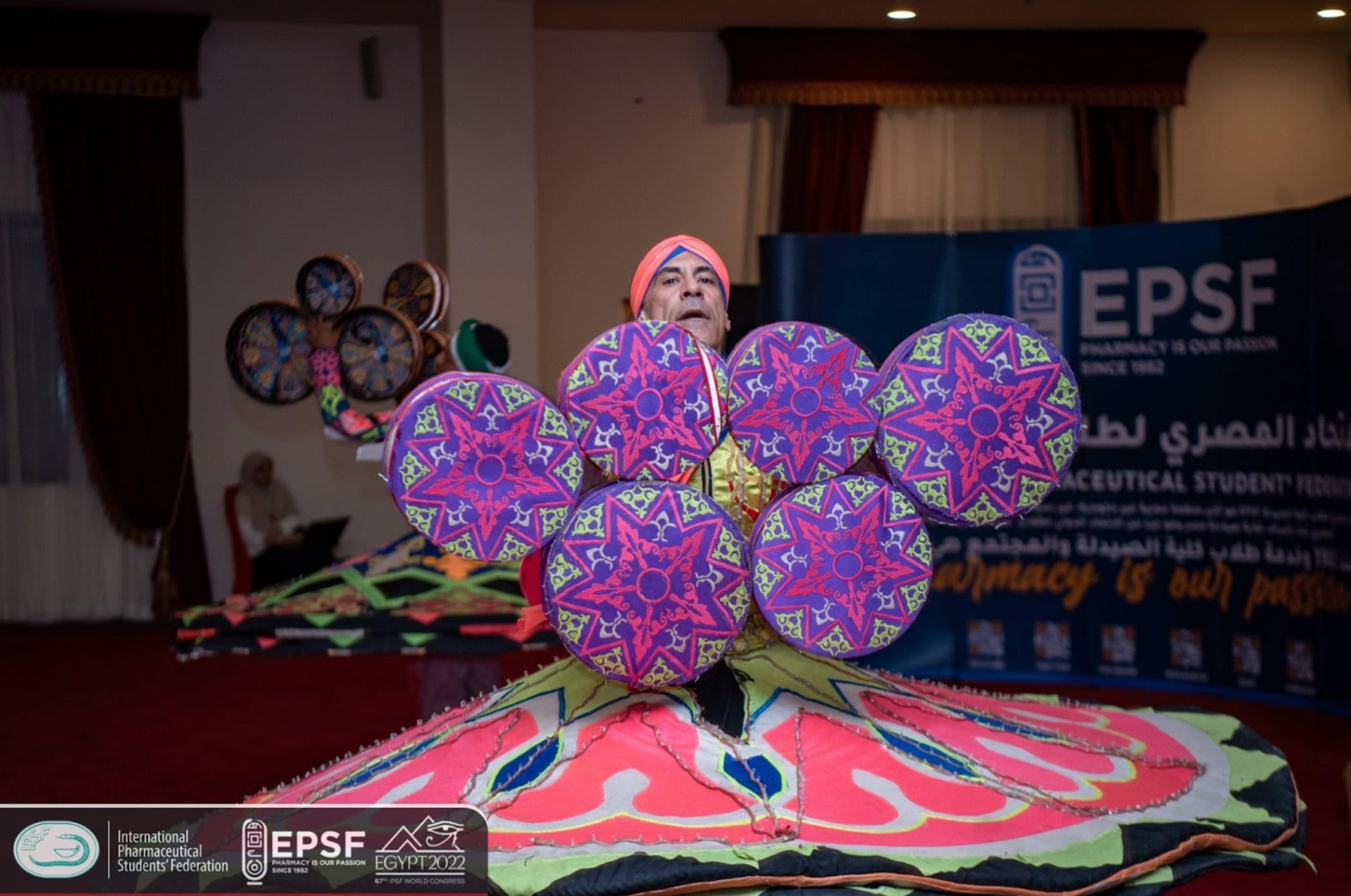 一同前往埃及，參與世界藥學生年會！