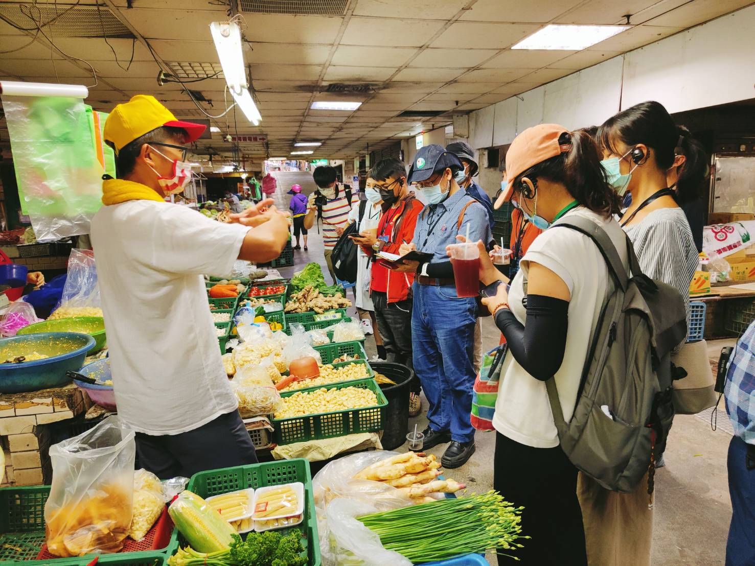 111/02/23跟著少年阿公作夥來宜蘭迺菜市場！