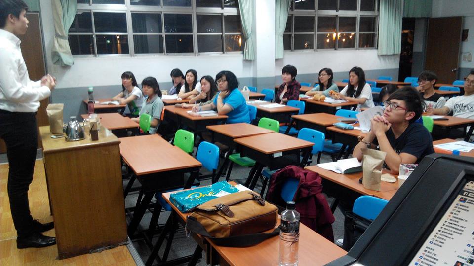 02東山國中舉辦咖啡營隊