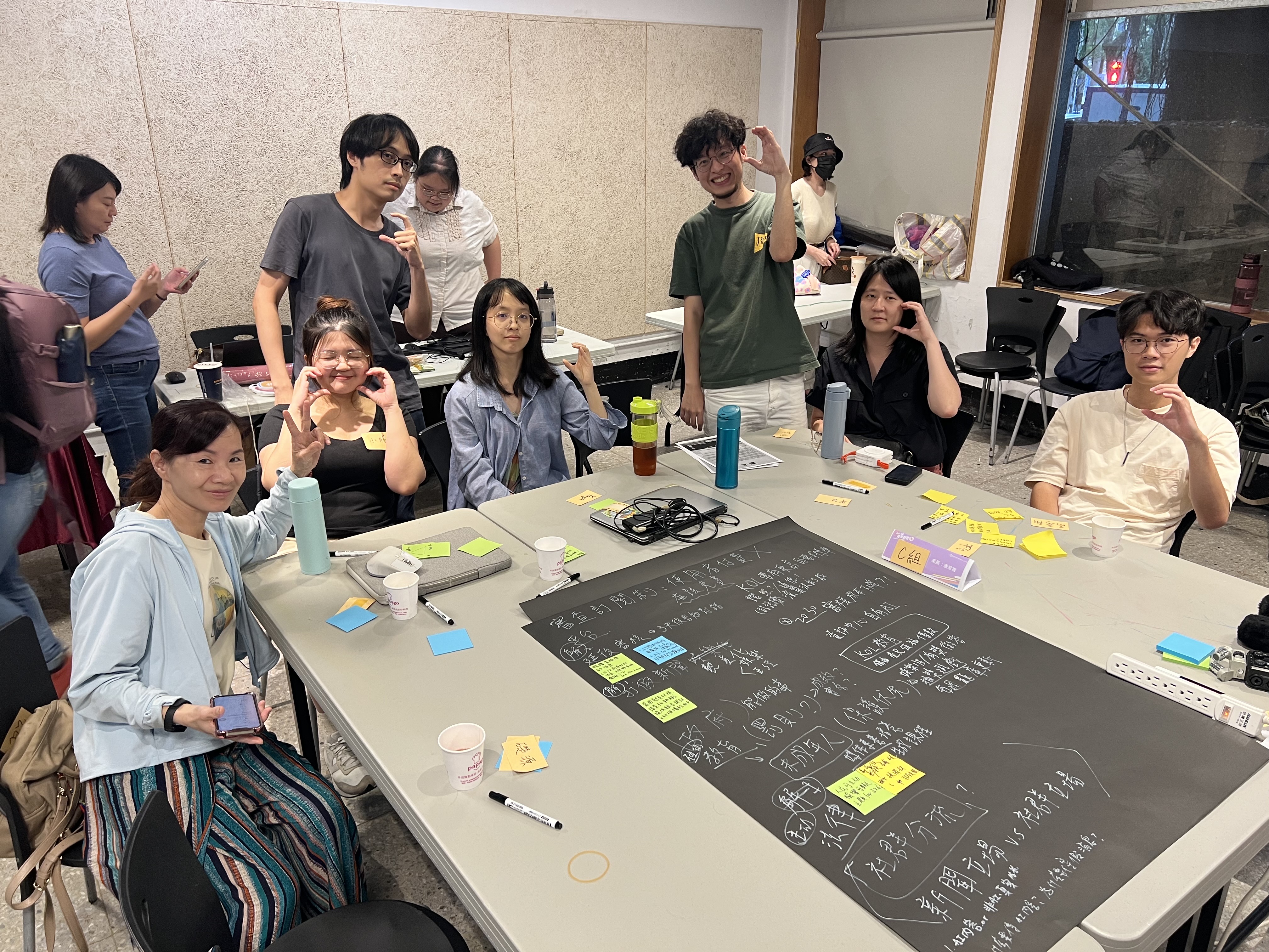 114/12/17 AI時代的真相追尋：青年如何面對假訊息？