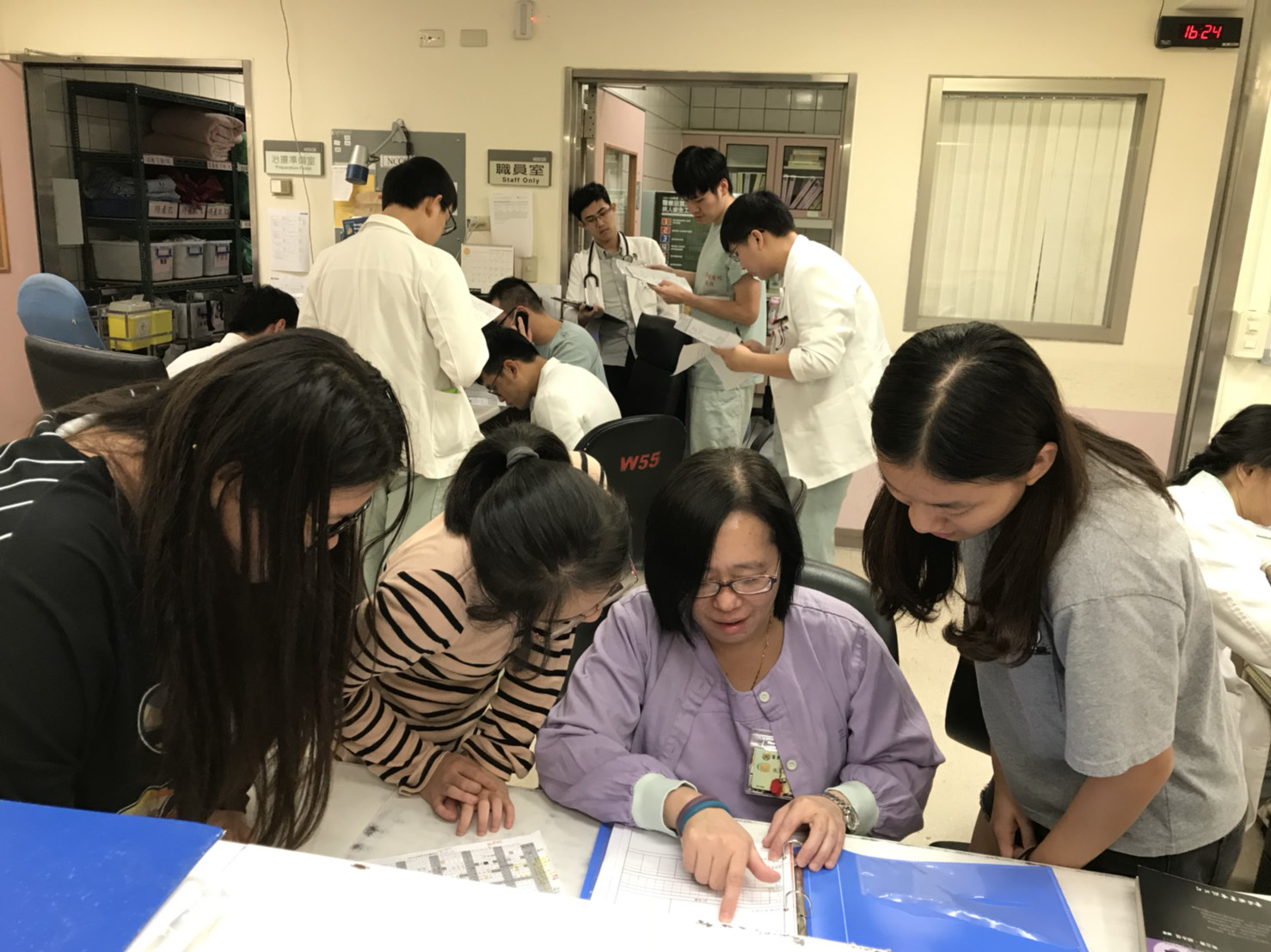透過和單位的學姊討論,並且了解準媽媽的相關需求