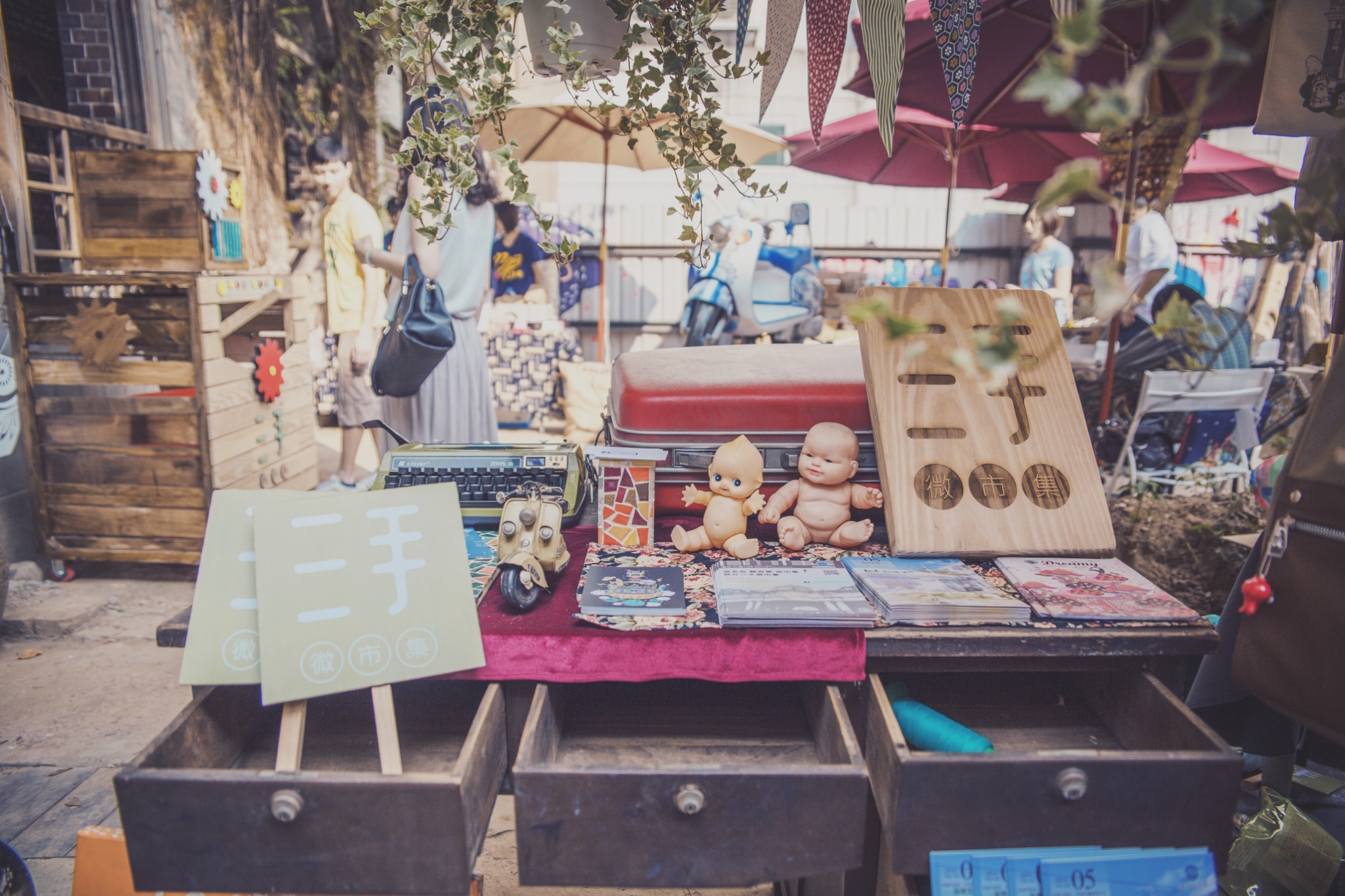 111/06/15老榕樹與神農廟，還有一群擁抱夢想的青年。